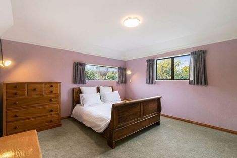 Photo of property in 29 Mcenroe Grove, Naenae, Lower Hutt, 5011