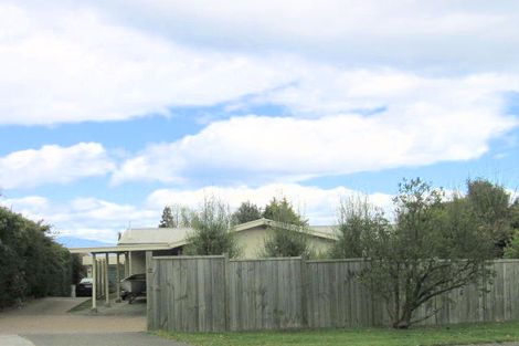 Photo of property in 1/59 Shepherd Road, Waipahihi, Taupo, 3330