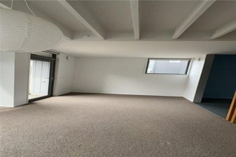 Photo of property in 383 Adelaide Road, Newtown, Wellington, 6021