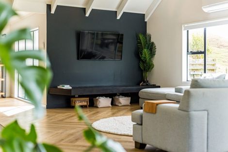 Photo of property in 274 Valley Road, Paraparaumu, 5032