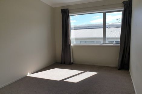 Photo of property in 19u7 Collins Avenue, Tawa, Wellington, 5028