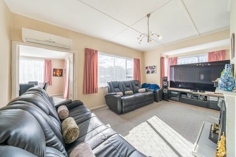 Photo of property in 68 Churton Crescent, Taita, Lower Hutt, 5011