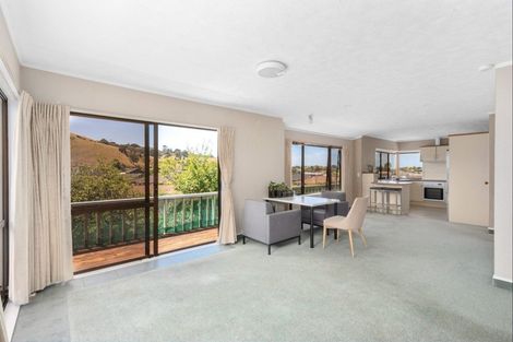Photo of property in 16 Kokako Place, Taradale, Napier, 4112