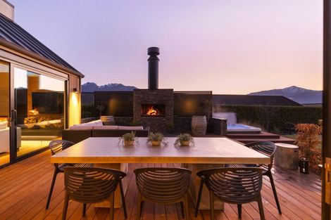 Photo of property in 8 Arran Lane, Jacks Point, Queenstown, 9371