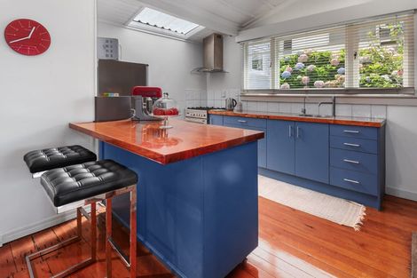 Photo of property in 128 Beach Road, Onerahi, Whangarei, 0110