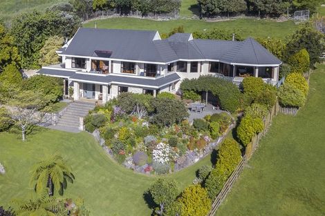 Photo of property in 243 Huia Street, Waikanae, 5391