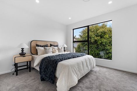 Photo of property in 42d Velma Road, Hillcrest, Auckland, 0627