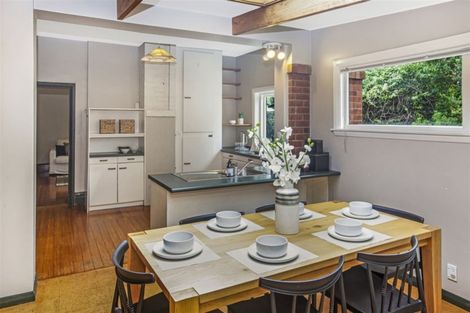 Photo of property in 26 Gamblins Road, Saint Martins, Christchurch, 8022