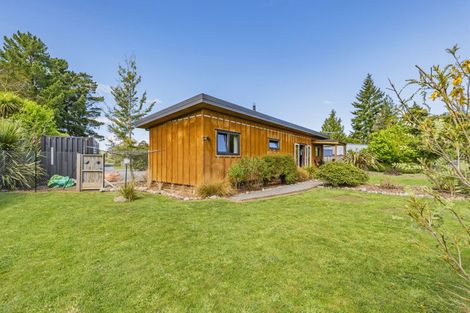 Photo of property in 5 Cross Street, Coalgate, 7673