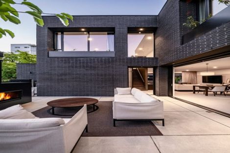 Photo of property in 23 Carlton Mill Road, Merivale, Christchurch, 8014