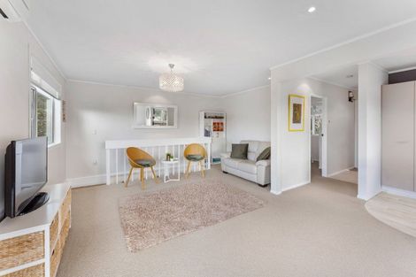 Photo of property in 107f2 Allington Road, Karori, Wellington, 6012