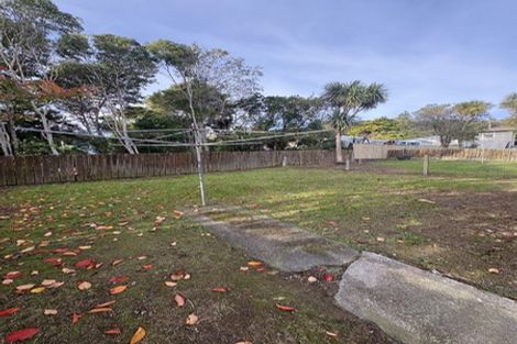 Photo of property in 74 Valley Road, Paraparaumu, 5032