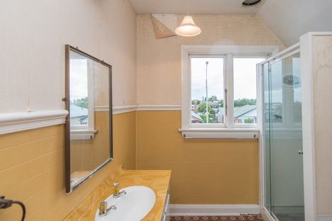 Photo of property in 42 Oxford Street, West End, Timaru, 7910