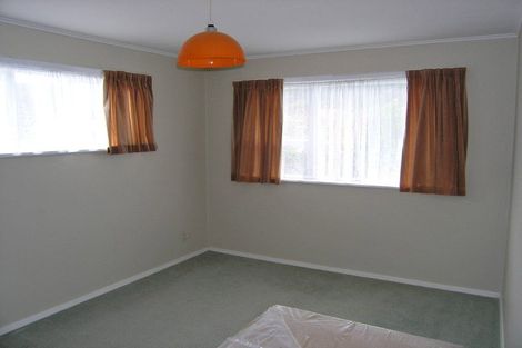 Photo of property in 27 Atiawa Crescent, Waiwhetu, Lower Hutt, 5010