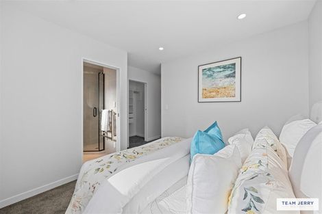 Photo of property in 37a Crestview Rise, Papakura, 2110