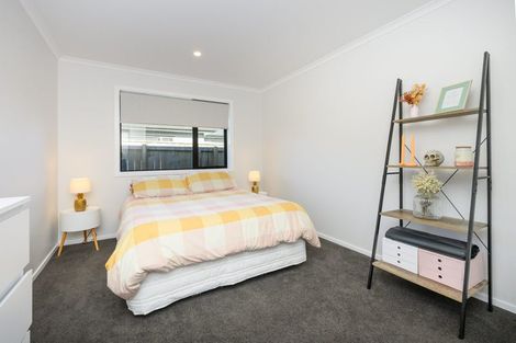 Photo of property in 50 Atlantic Drive, Fitzherbert, Palmerston North, 4410