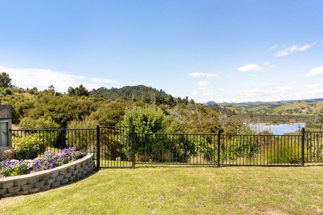 Photo of property in 17 Manatu Close, Whangamata, 3691