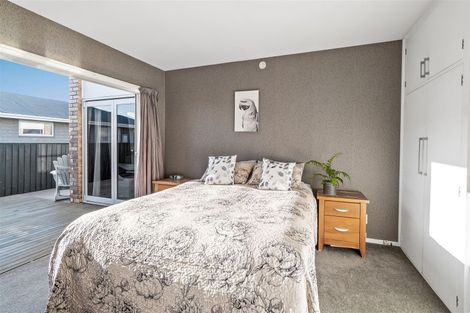 Photo of property in 42 Seymour Street, Hornby, Christchurch, 8042
