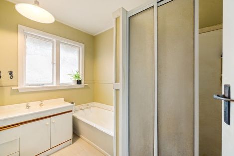 Photo of property in 5 Douglas Road, Amberley, 7410