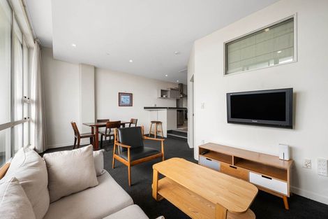 Photo of property in Stadium Garden Flats, 212/107 Thorndon Quay, Pipitea, Wellington, 6011