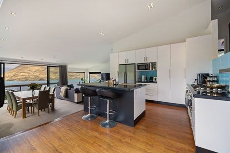 Photo of property in 40 Dart Place, Fernhill, Queenstown, 9300