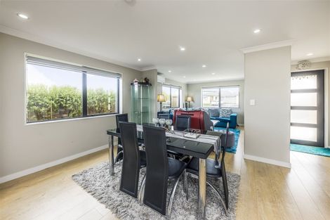 Photo of property in 87 Naylors Drive, Mangere, Auckland, 2022