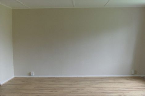 Photo of property in 4 Churchill Crescent, Foxton, 4814