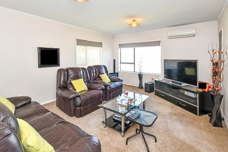 Photo of property in 1/1 Nelson Street, Papakura, 2110