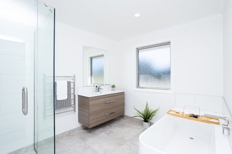 Photo of property in 92 Blairlogie Close, Otatara, 9879