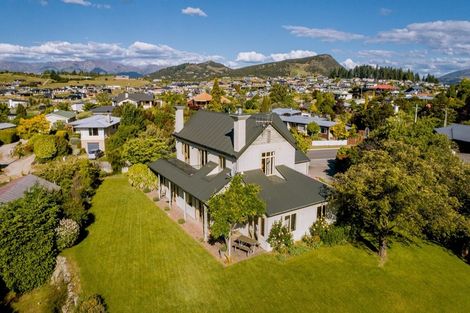 Photo of property in 56 Manuka Crescent, Wanaka, 9305