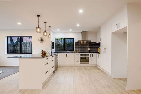 Photo of property in 151 Colwill Road, Massey, Auckland, 0614