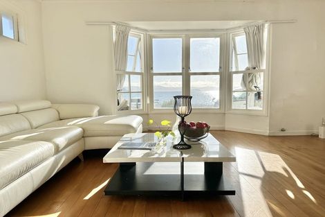 Photo of property in 35a Marine Parade, Seatoun, Wellington, 6022