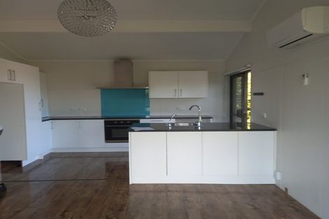 Photo of property in 212 Rangatira Road, Beach Haven, Auckland, 0626