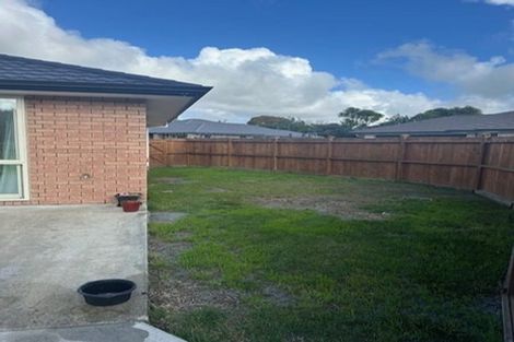 Photo of property in 13 Riverboat Lane, Helensville, 0800