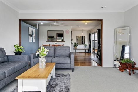 Photo of property in 44 Hinekura Avenue, Taupo, 3330