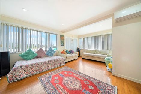 Photo of property in 50 Routley Drive, Glen Eden, Auckland, 0602