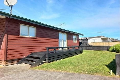 Photo of property in 8a Church Street, Tuakau, 2121