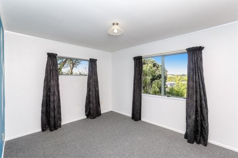 Photo of property in 5b Tahurangi Place, Spotswood, New Plymouth, 4310