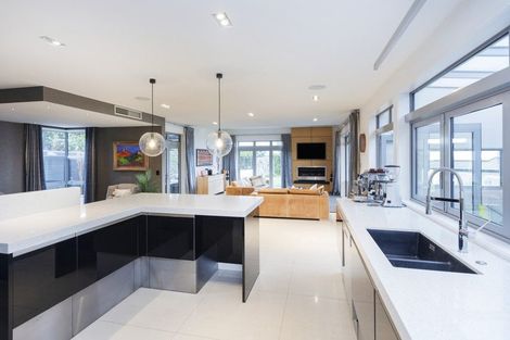 Photo of property in 101 Glenstrae Road, Redcliffs, Christchurch, 8081