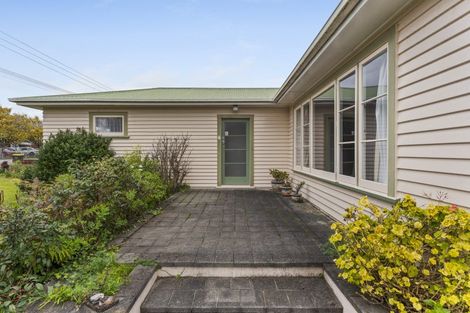 Photo of property in 81 Bartholomew Road, Levin, 5510