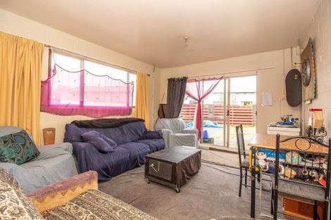 Photo of property in 40 Brougham Street, Westport, 7825