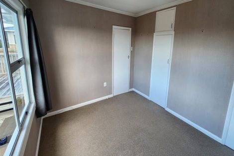 Photo of property in 90 Mangorei Road, Strandon, New Plymouth, 4312