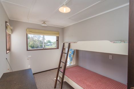 Photo of property in 16 Saint Leonards Road, Temuka, 7920