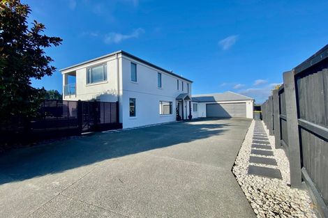Photo of property in 5 Stoneleigh Green, Parklands, Christchurch, 8083