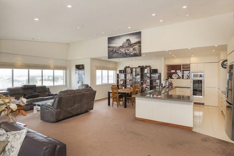Photo of property in Bay View, 19/90 Customhouse Street, Gisborne, 4010