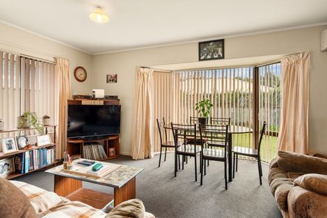 Photo of property in 2/5 Motueka Street, Nelson South, Nelson, 7010