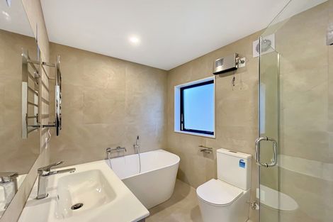 Photo of property in 38 Astoria Place, Northpark, Auckland, 2013