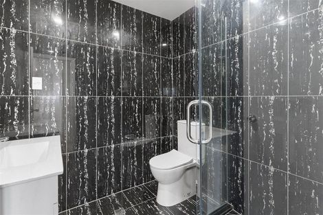 Photo of property in 11a Kirikiri Drive, Papakura, 2110