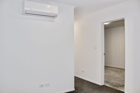 Photo of property in 4 Pangu Way, Mangere, Auckland, 2022