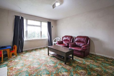 Photo of property in 71 Mcmurdo Street, Tinwald, Ashburton, 7700